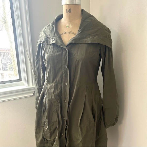 Eileen Fisher Women’s Bubble Hem Surplus Green Trench Coat Jacket XS - Picture 4 of 14